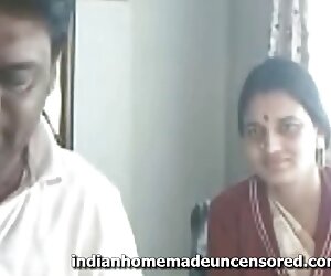 পরিণত গুদে হাত ঢোকানর অপেশাদার গুদে হাত ঢোকানর বাংলা সেক্সি চুদাচুদি